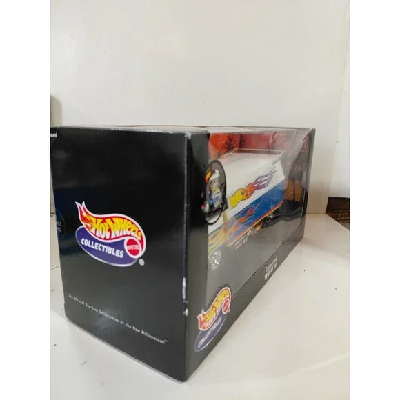 NIB Hot Wheels Collectibles 1:18 Die Cast Customized Volkswagen (VW) Drag Bus - Picture 3 of 11